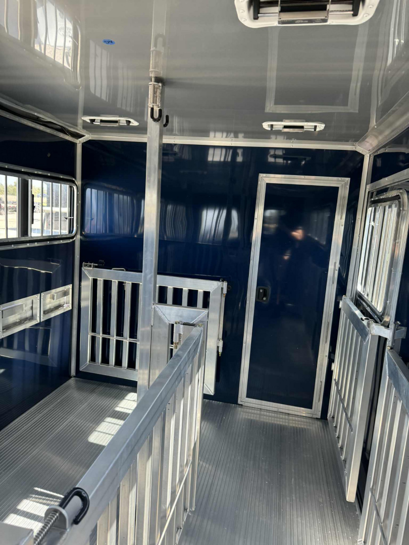 New Frontier Trailers 6 PEN LOW PRO LIVESTOCK TRAILER Stock / Stock Combo Trailer LAST 1 AT THIS PRICE! GET IT BEFORE IT'S GONE!