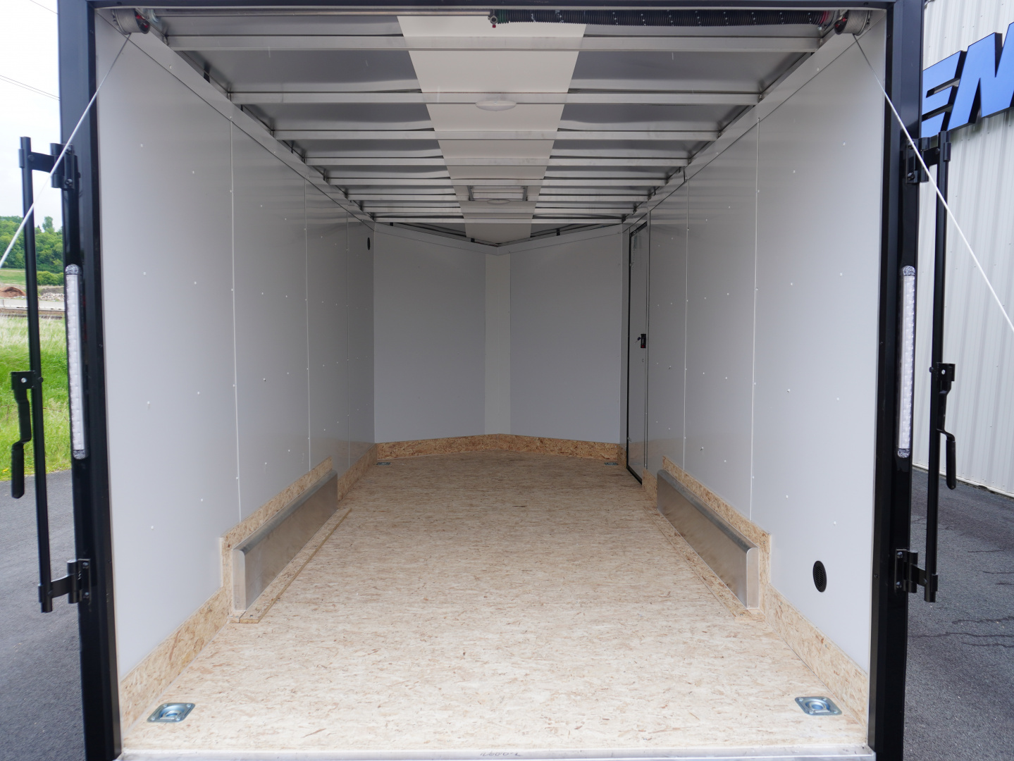 New 2026 Discovery Trailers 7.5x16 Cargo / Enclosed Trailer