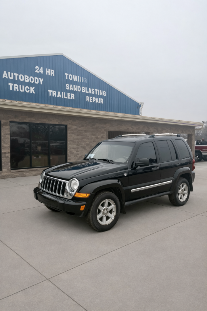 Used 2005 Jeep Liberty SUV sport
