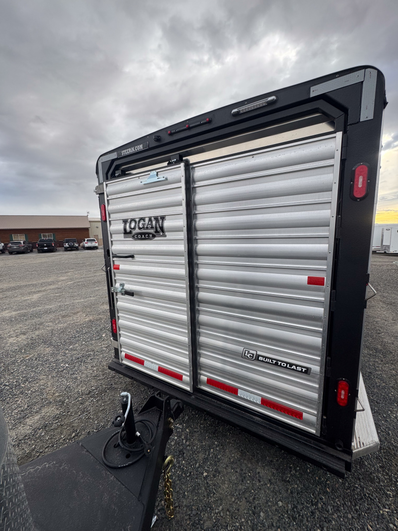 New 2026 Logan Coach 24' GN Stockman Combo