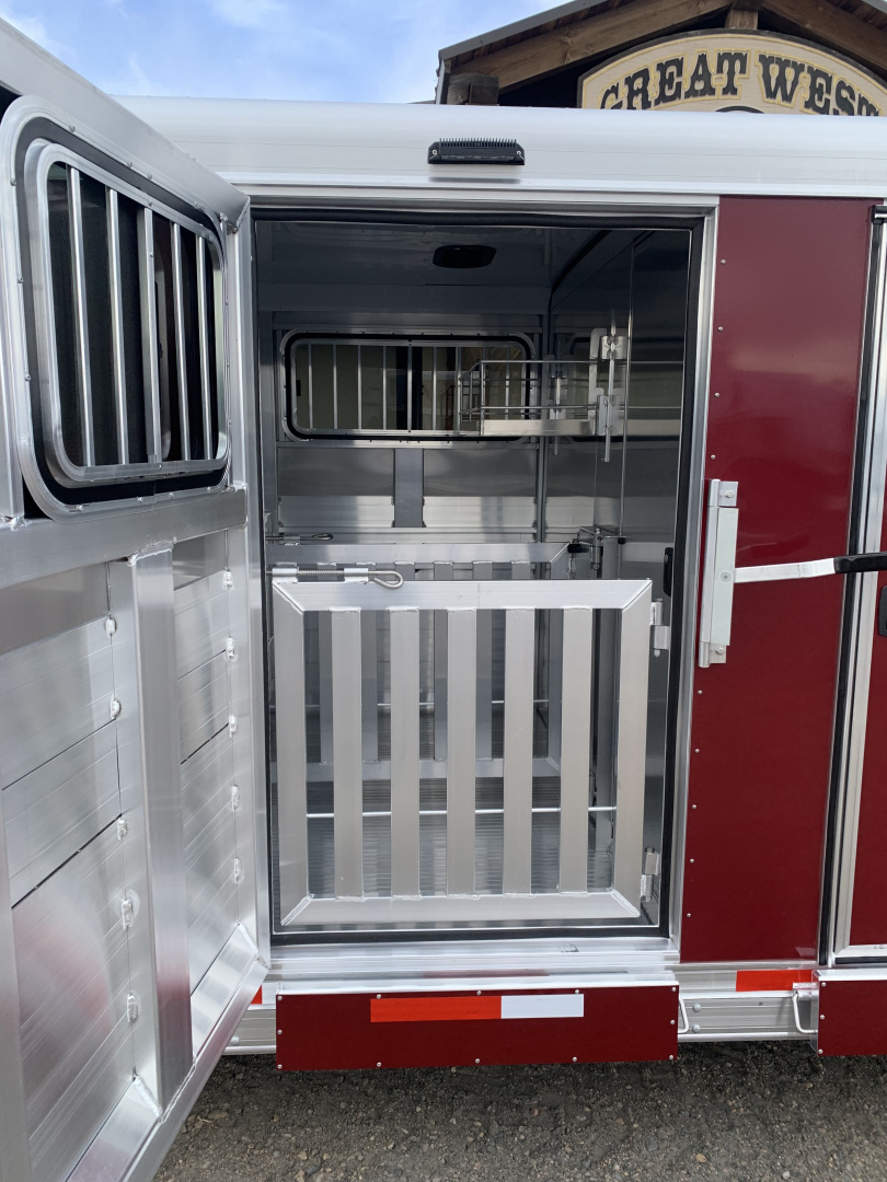 New 2026 Exiss Trailers EXHIBITOR 720W BP Low Pro Show Trailer
