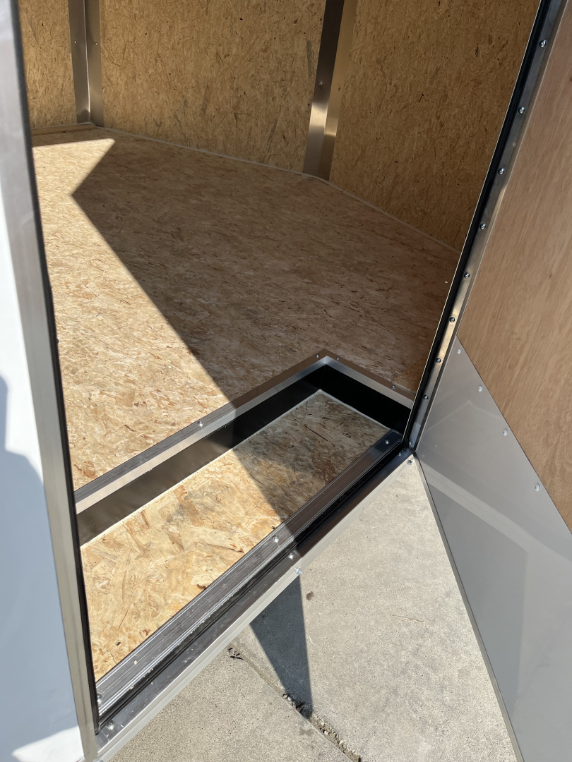 New 2026 Cargo Express 8.5X24STDLX Cargo / Enclosed Trailer