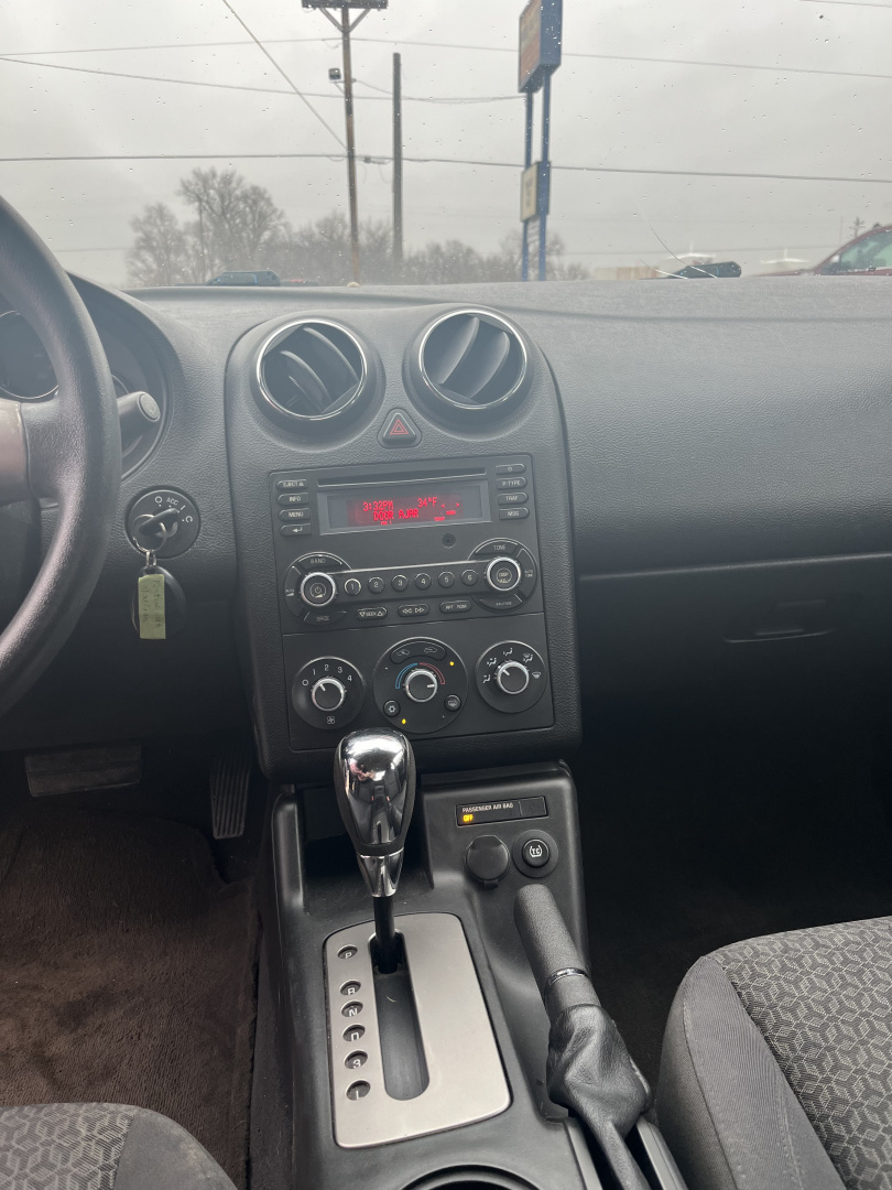 Used 2008 Pontiac G6/SE Car