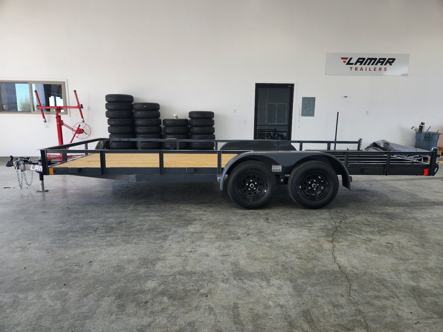 New 2026 Lamar 18' Utility Trailer 7K