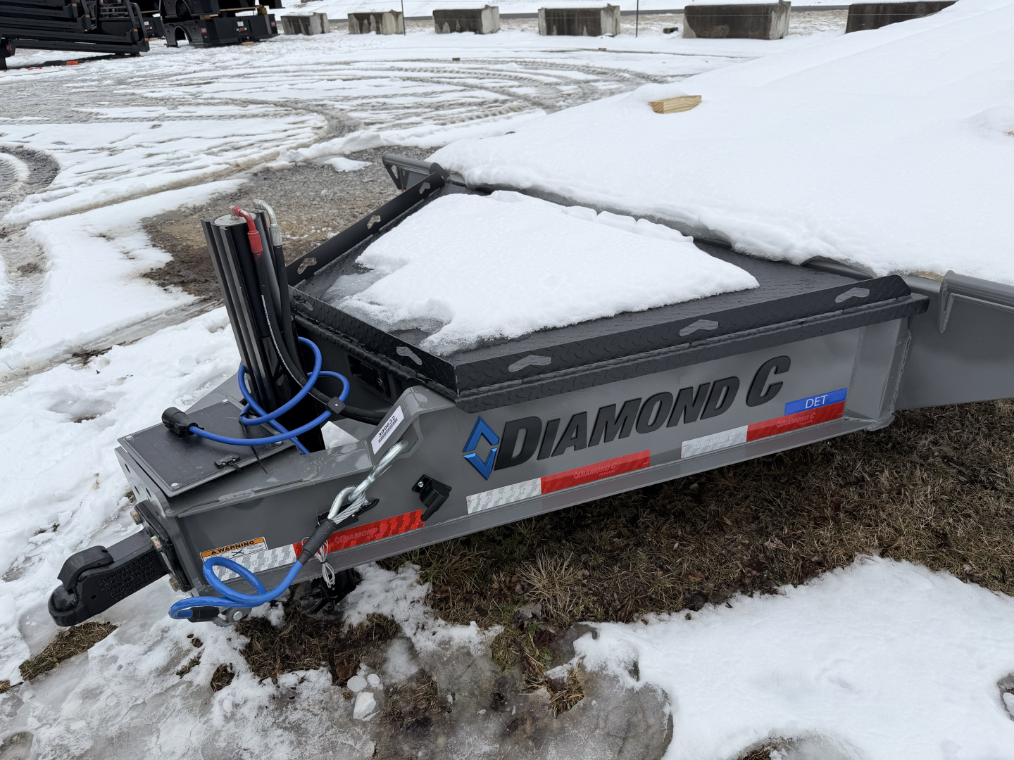 New 2026 Diamond C DET210 Tilt Trailer 102”X 26’ HYDRO JACK WIRELESS REMOTE 23K G.V.W.R.