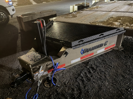 New 2026 Diamond C HXD210 Tilt Trailer 102”X24’ DRIVE OVER FENDERS TILT TRAILER HYDRO JACK 23K G.V.W.R.