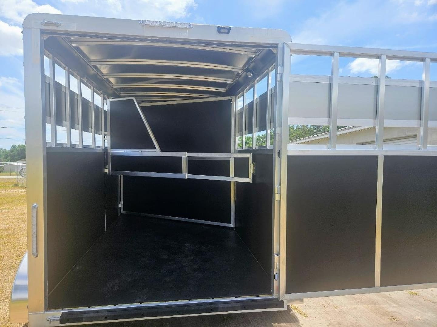 New 2026 Shadow Stablemate 2H Stock Horse Trailer