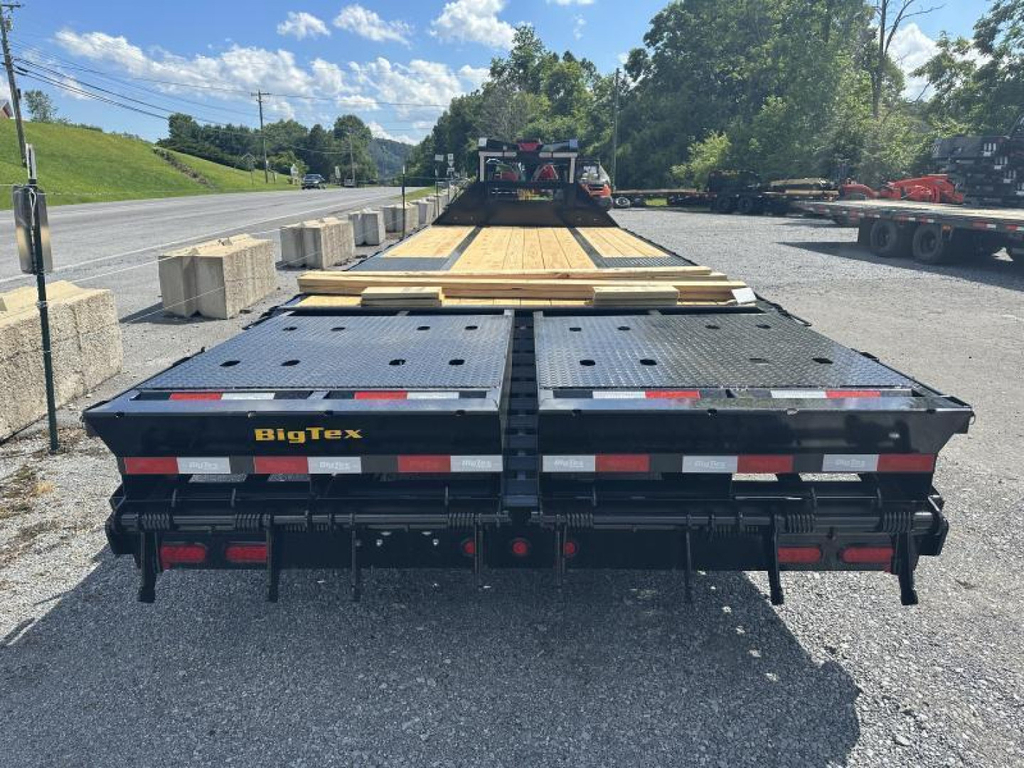 New 2026 Big Tex Trailers 22GN GN 102x 25 +5 MegaRamps Black Equipment Trailer