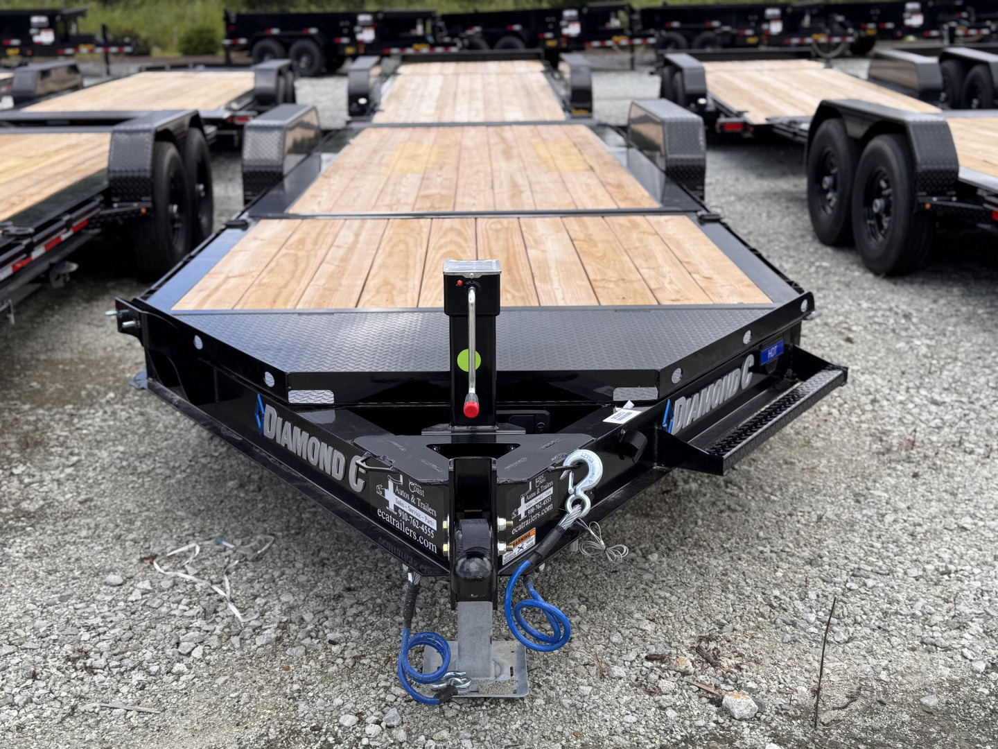 New 2025 Diamond C Trailers