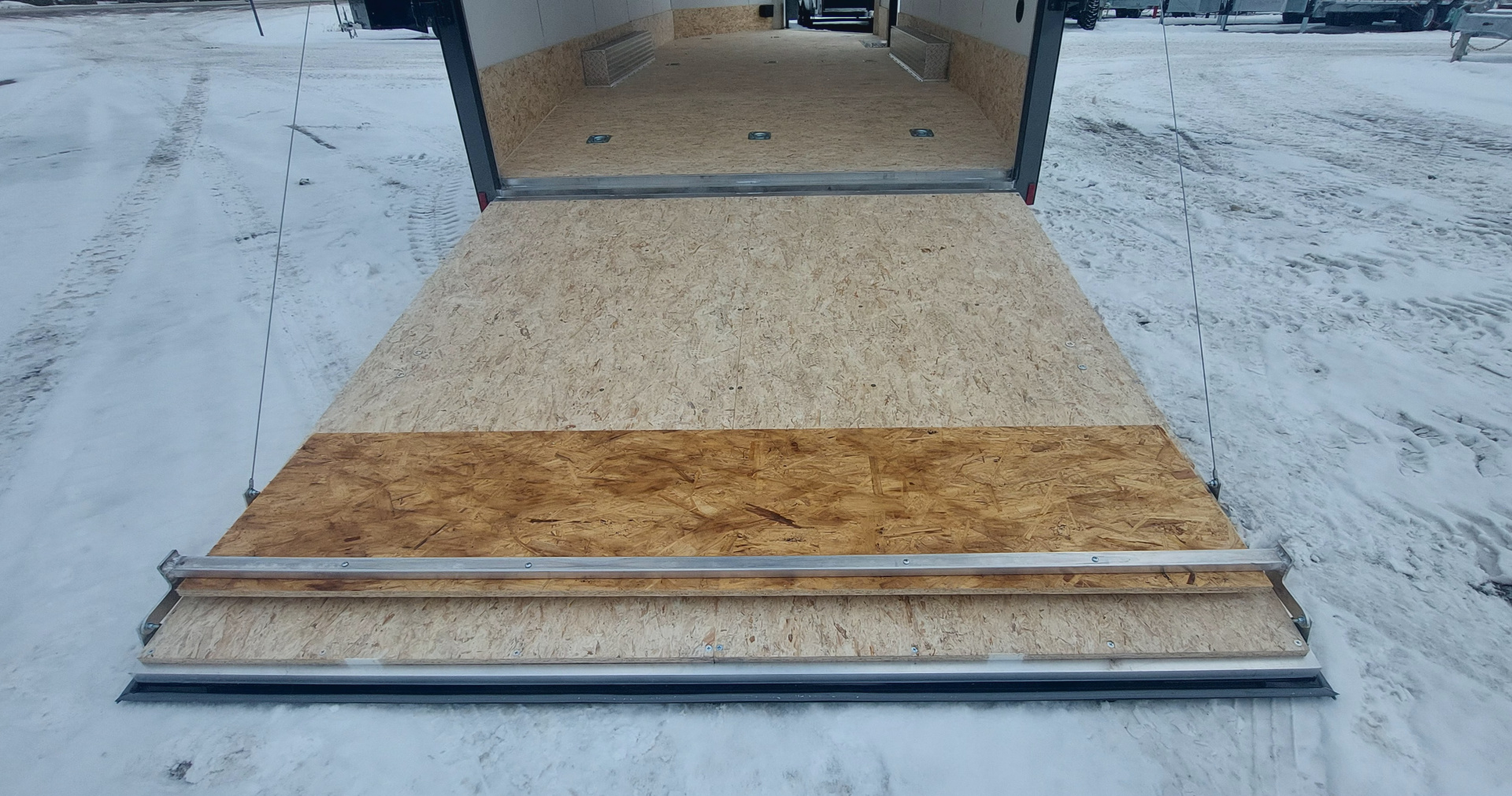 New 8 X 20 + 4' V-NOSE ENCLOSED SNOWMOBILE/CAR HAULER 5200# AXLES ALL ALUMINUM POLYCOMPOSITE EXTERIOR LIGHTNING