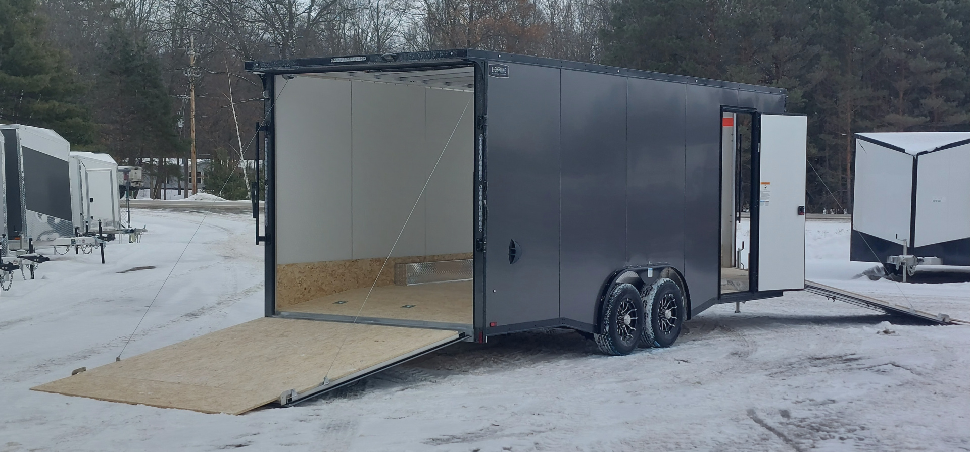 New 8 X 20 + 4' V-NOSE ENCLOSED SNOWMOBILE/CAR HAULER 5200# AXLES ALL ALUMINUM POLYCOMPOSITE EXTERIOR LIGHTNING