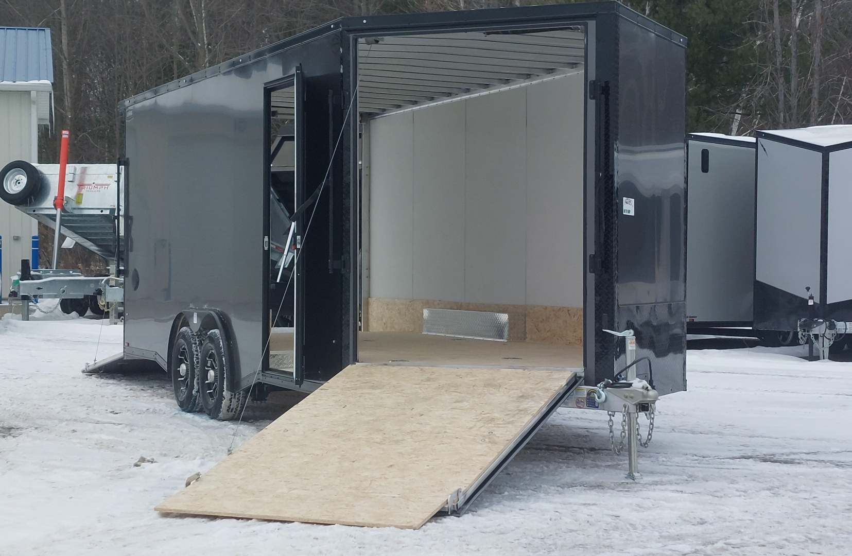 New 8 X 20 + 4' V-NOSE ENCLOSED SNOWMOBILE/CAR HAULER 5200# AXLES ALL ALUMINUM POLYCOMPOSITE EXTERIOR LIGHTNING