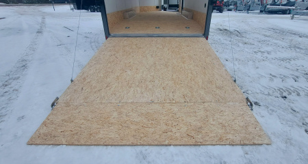 New 8 X 20 + 4' V-NOSE ENCLOSED SNOWMOBILE/CAR HAULER 5200# AXLES ALL ALUMINUM POLYCOMPOSITE EXTERIOR LIGHTNING