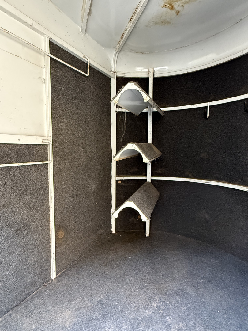 Used 1995 Easley 3 HORSE BP Horse Trailer