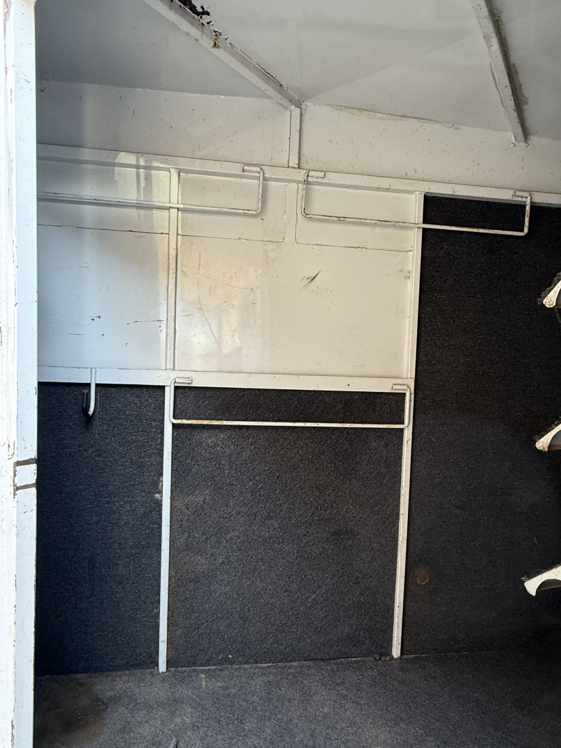 Used 1995 Easley 3 HORSE BP Horse Trailer