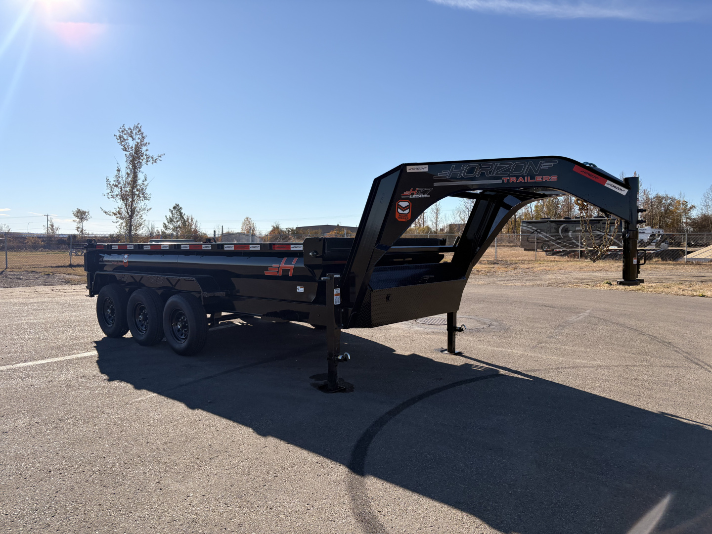 New 2026 Horizon Trailers HZ7 83''X16' GOOSE DUMP BOX W/ 2' HIGH SIDES 21000 GVWR Dump Trailer