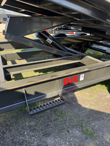 New 2026 MAXX-D DJB8314 Dump Trailer
