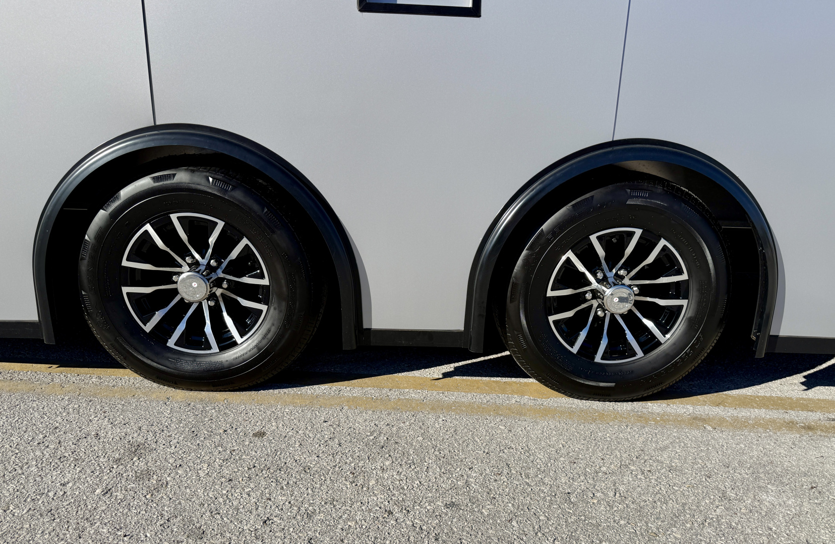 New 2026 Pace American 2026 Pace America 8.5x24 10K Ultimate Escape Door Car Hauler Car Hauler