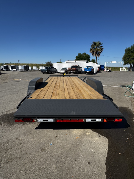 New 2026 LAMAR TRAILERS CC 83x20 10K Car Hauler
