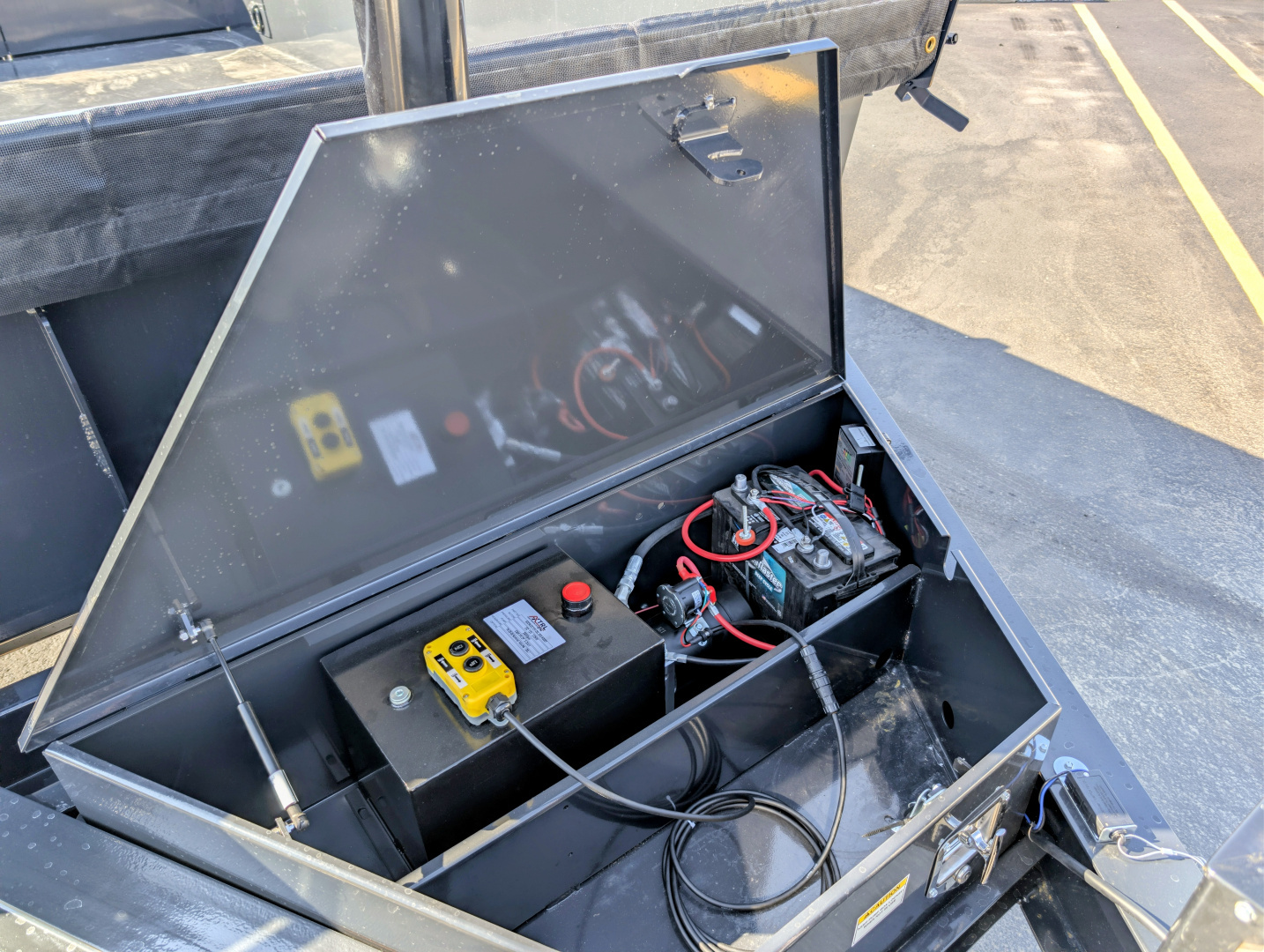 New Hillcrest 14714SD Telescopic 7ga Floor 14K (GVWR) Dump Trailer