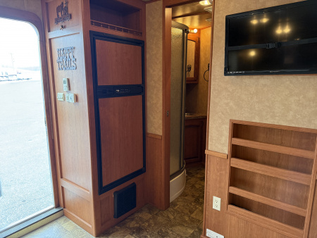 Used 2011 Hoosier 8311-8' SLIDE Horse Trailer