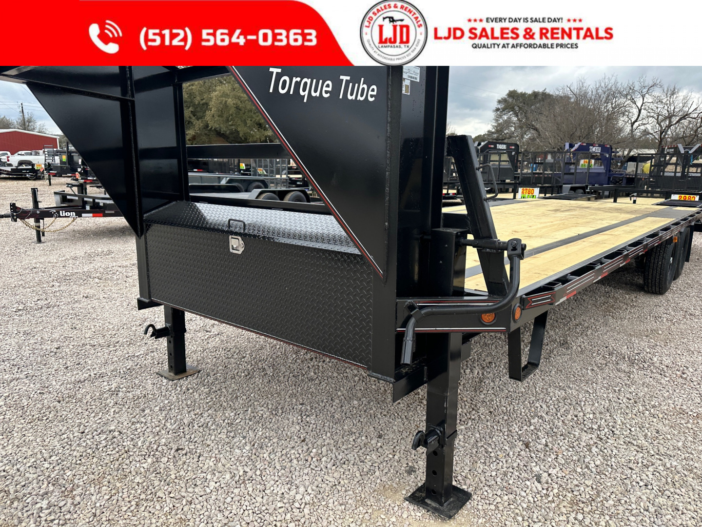 New 2026 Coffee Creek MFG 102" x 27' Gooseneck Flatbed Deckover Trailer