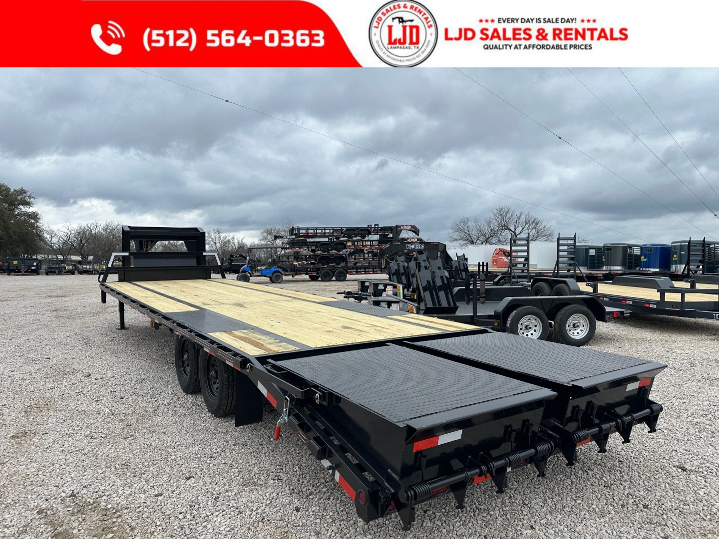 New 2026 Coffee Creek MFG 102" x 30' Gooseneck Flatbed Deckover Trailer