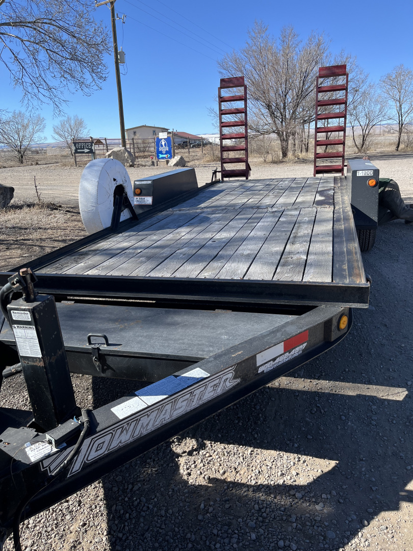 Used 2008 Towmaster Trailers Tandem Axle 81"x18' Car Hauler