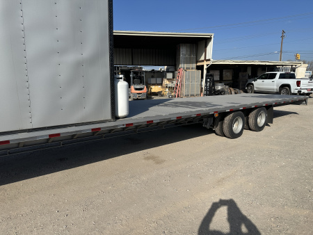 New 2025 Road Boss 40' Gooseneck Flatbed / Crew House Office Trailer