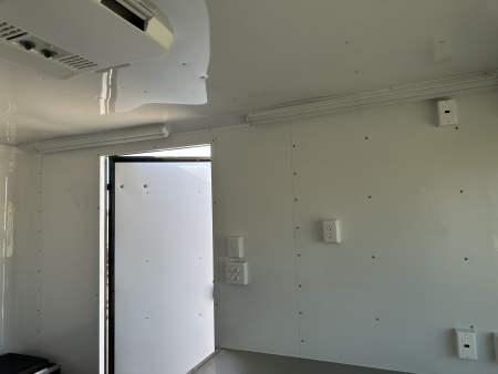 New 2025 Road Boss 40' Gooseneck Flatbed / Crew House Office Trailer