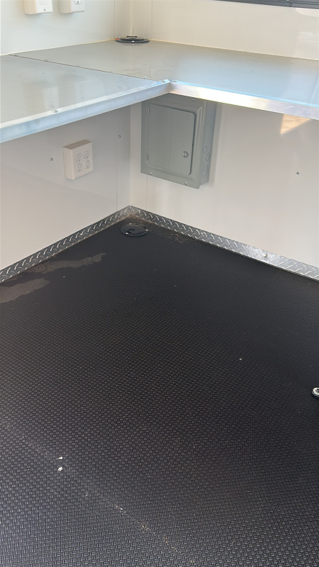 New 2025 Road Boss 40' Gooseneck Flatbed / Crew House Office Trailer