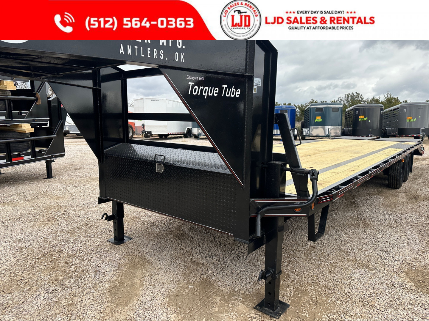 New 2026 Coffee Creek MFG 102" x 30' Gooseneck Flatbed Deckover Trailer