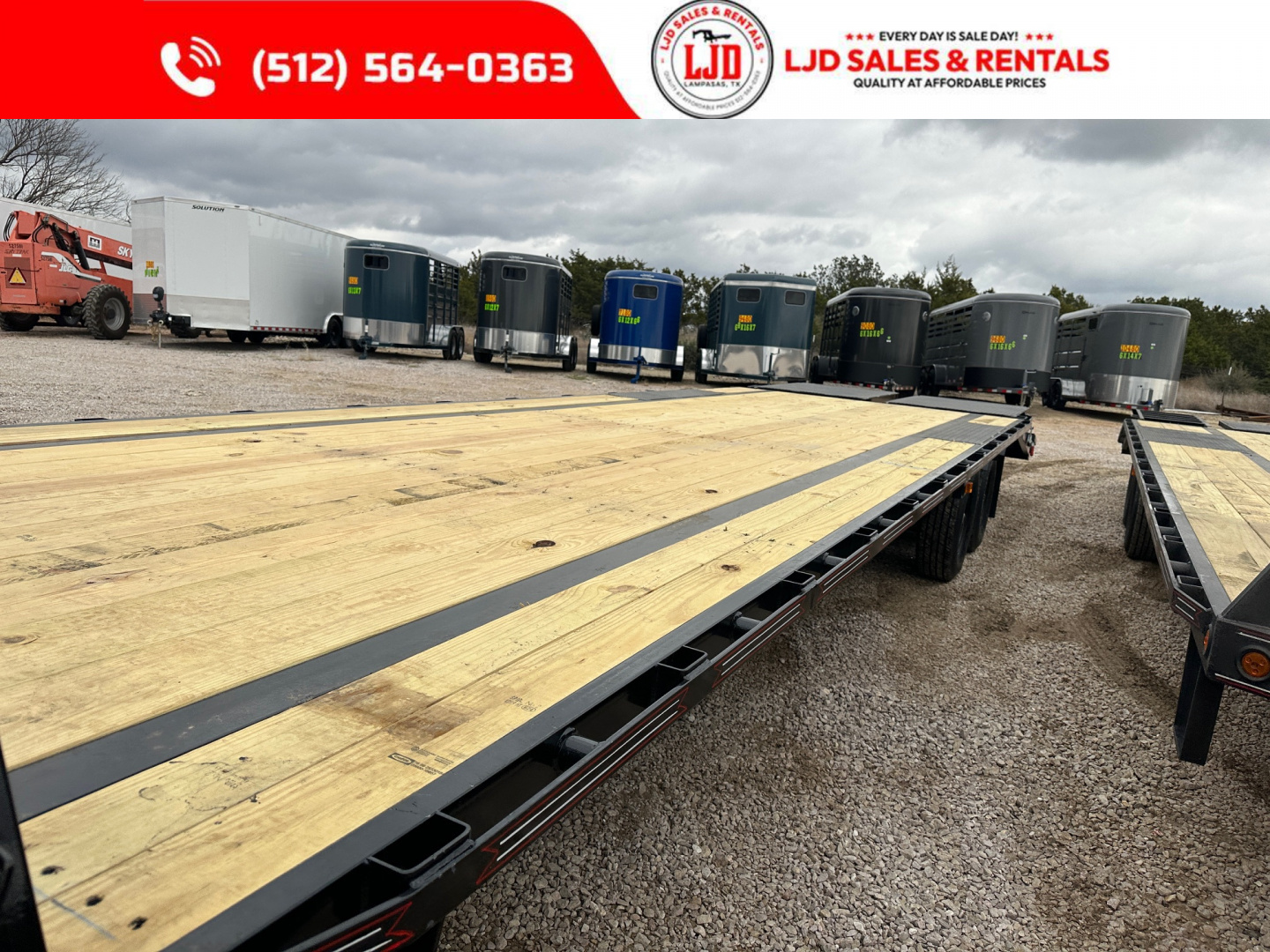 New 2026 Coffee Creek MFG 102" x 30' Gooseneck Flatbed Deckover Trailer