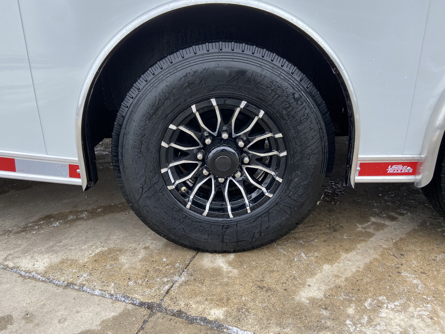 New United UXT 8.5x20 Cargo Enclosed Trailer