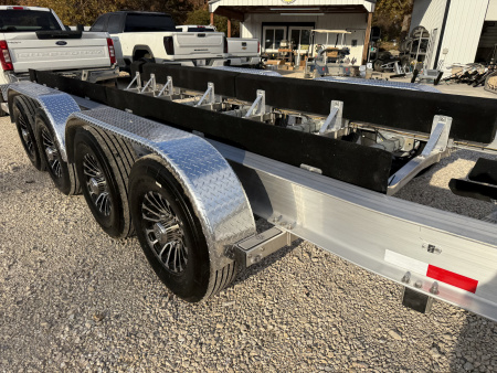 New 2026 WaterMade Boat Trailers WM40-42 Q32K Torsion Power Boat