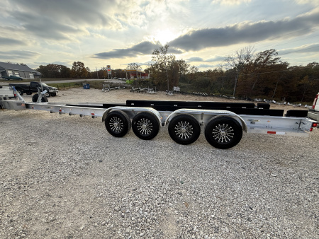 New 2026 WaterMade Boat Trailers WM40-42 Q32K Torsion Power Boat
