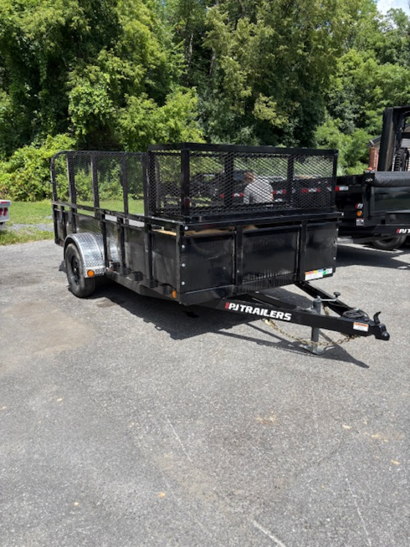 New PJ Trailers 72" x 12' U2 -- 24" Solid Sides