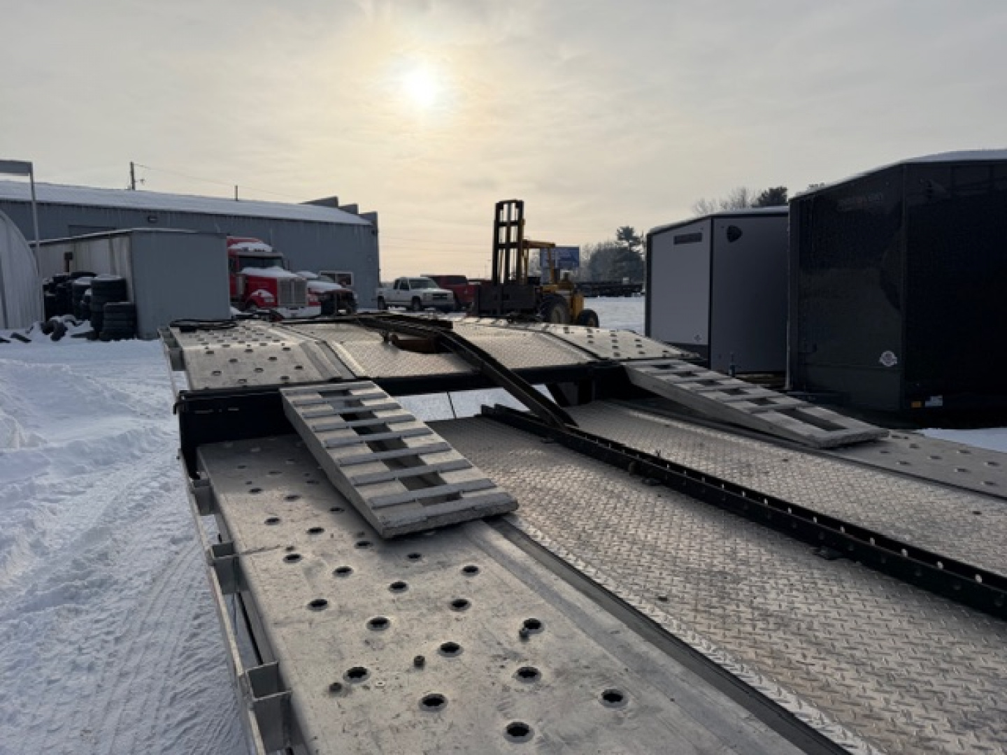 Used 2023 Shipshe 53' Extreme Drop Deck Car Hauler for sale in Wooster, OH