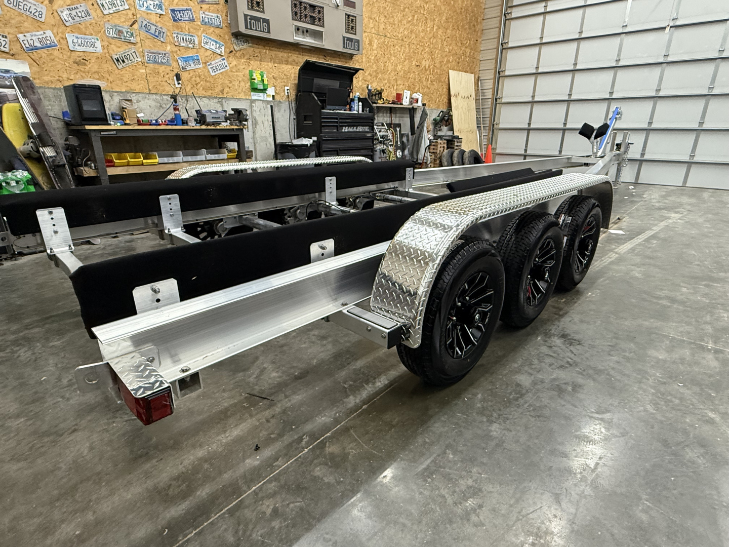 New 2026 WaterMade Boat Trailers WM31-33 15K Torsion Power Boat