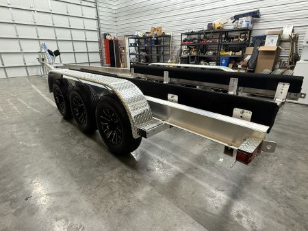New 2026 WaterMade Boat Trailers WM31-33 15K Torsion Power Boat