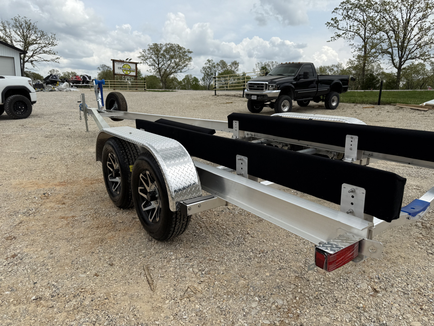 New 2026 WaterMade Boat Trailers WM26-28 7K+ Torsion Bowrider