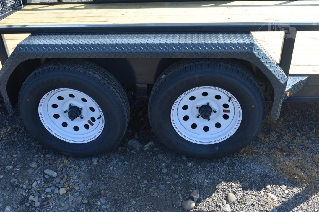 New 2025 BELMONT 16 ft Flatbed Trailer