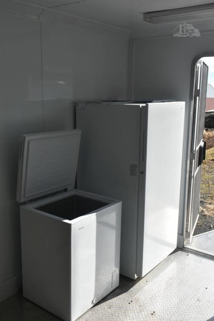 Used 2022 BELMONT 20 ft x 102 in Catering Trailer
