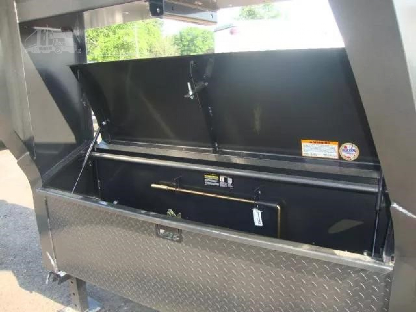 New 2025 DIAMOND C FMAX207 Flatbed Trailer