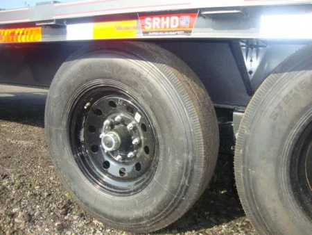 New 2025 DIAMOND C FMAX207 Flatbed Trailer