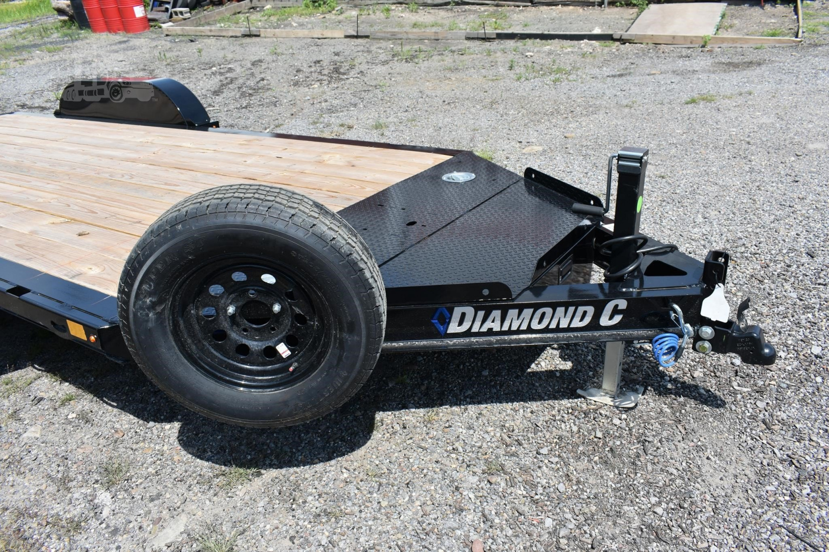 New 2025 DIAMOND C 18 ft x 83 in Flatbed Trailer