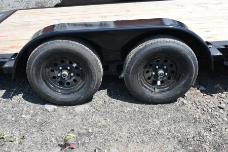 New 2025 DIAMOND C 18 ft x 83 in Flatbed Trailer