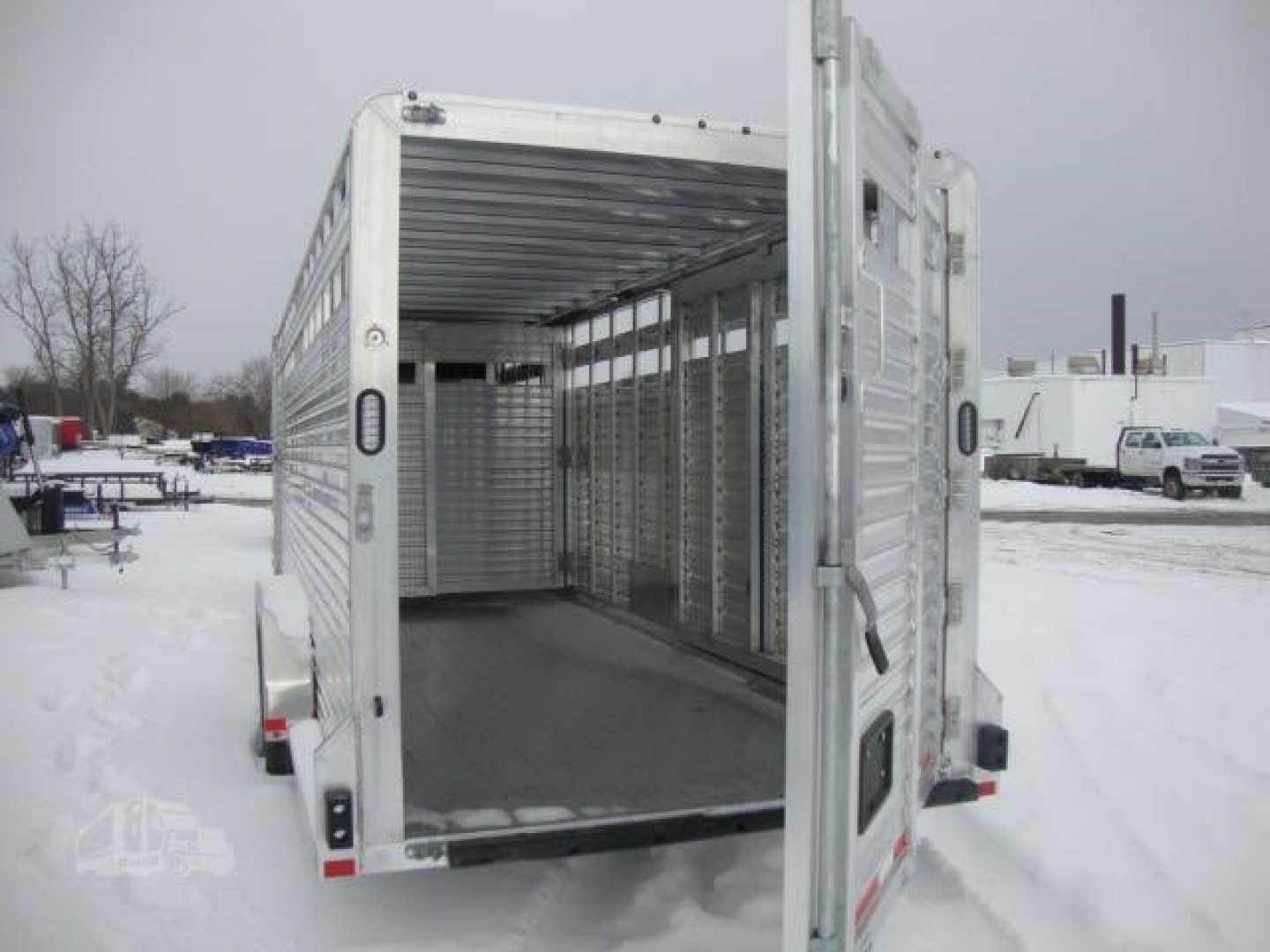 New 2025 FRONTIER 24 ft Stock / Stock Combo Trailer