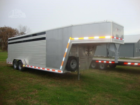 New 2023 FRONTIER 24 ft Stock / Stock Combo Trailer