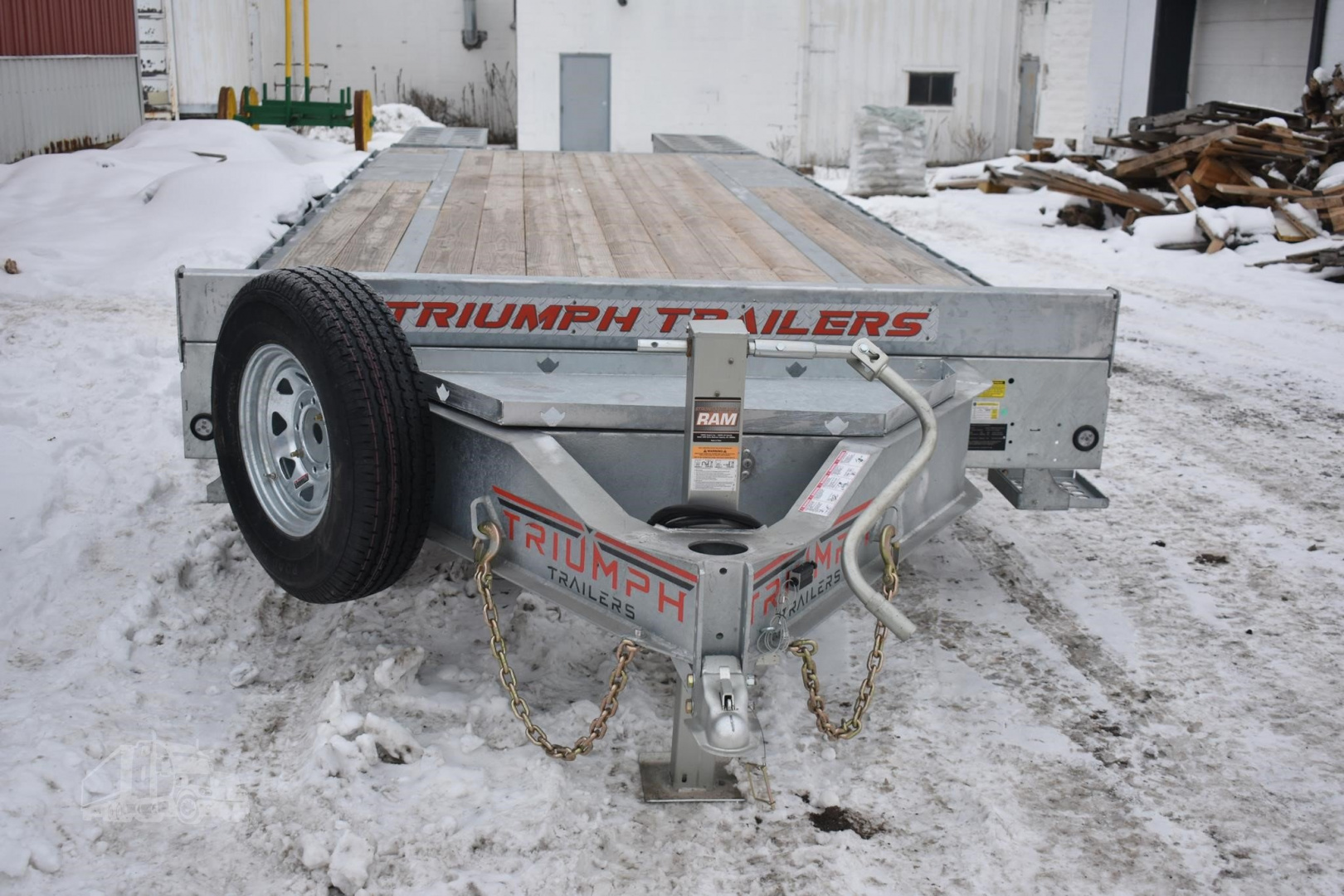 New 2026 TRIUMPH 22 ft Flatbed Trailer